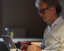 Fotograaf Ferdinand Harts.jpg