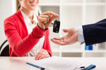 Wat zijn de financiële voordelen van elektrisch rijden?