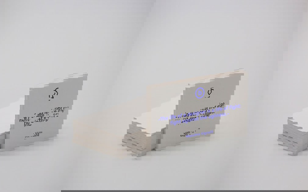 Digitale chaos of tastbare herinnering? Zo onthouden klanten jou wél