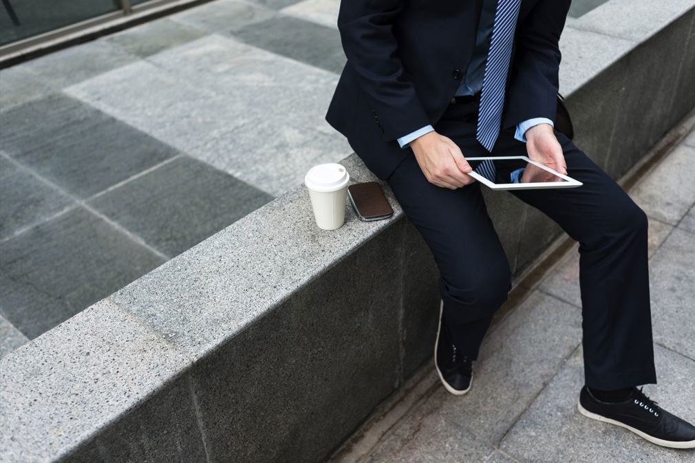 Wat zijn de voordelen van overstappen van privé naar zakelijk internet als zzp’er?