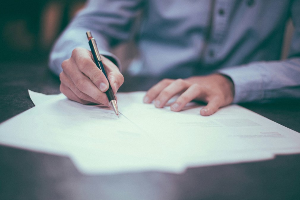 Als zzp'er zelfstandig een contract opstellen: waar moet je op letten?